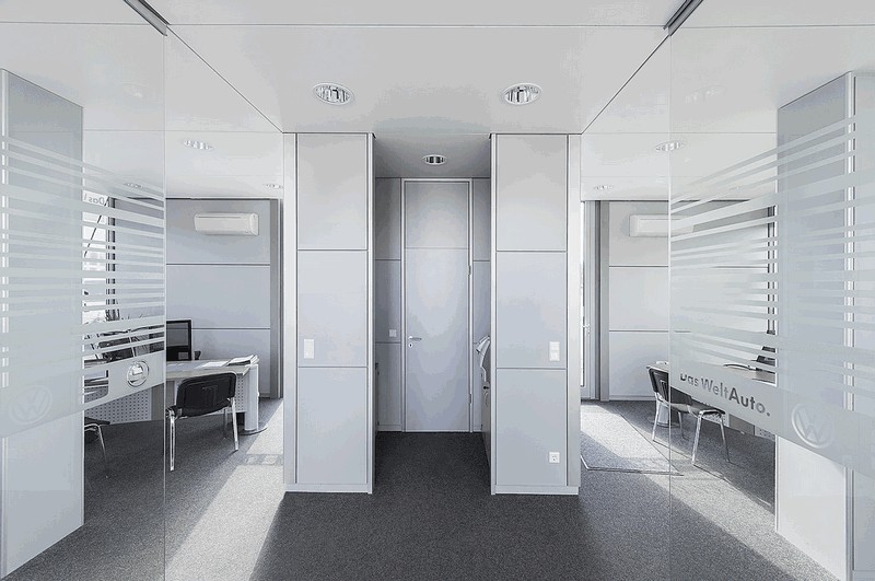 Bürocontainer am Aufstellort – Schnell verfügbar für Gewerbe Bürocontainer als Premium-Verkaufscontainer