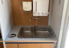 Backwaren Verkaufsanhänger, absenkbar (inkl. Inventar)